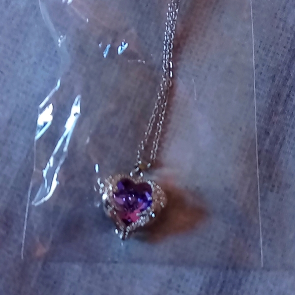 Absolutely stunning necklace purple/blue - Picture 3 of 6